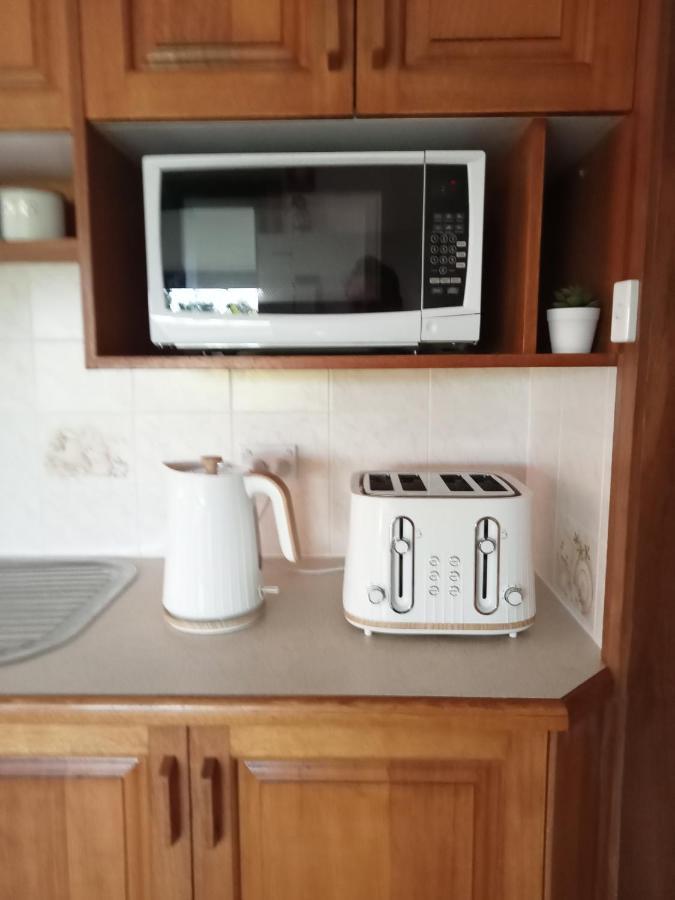 Boyle'S Beach House - Fully Furnished 3 Bedroom Home. Secure Parking. Намбука Хедс Екстериор снимка